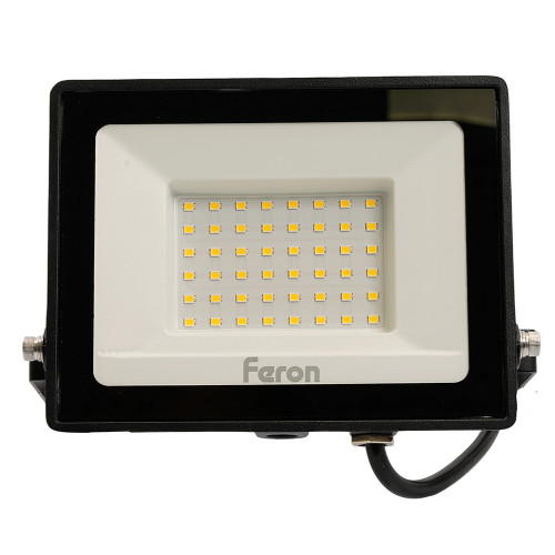 Светодиодный прожектор Feron LL-921 IP65 50W 4000K