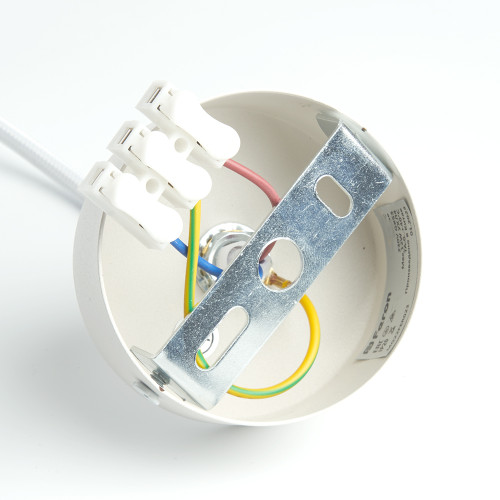 Светильник потолочный Feron ML1842 Barrel ECHO levitation MR16 35W, 230V, GU10, белый, с антибликовой сеточкой, на подвесе 0.9м Светильник потолочный Feron ML1842 Barrel ECHO levitation MR16 35W, 230V, GU10, белый, с антибликовой сеточкой, на подвесе 0.9м