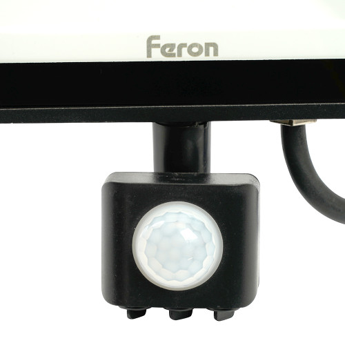 Светодиодный прожектор Feron с датчиком LL-907 IP65 30W 6400K Светодиодный прожектор Feron с датчиком LL-907 IP65 30W 6400K