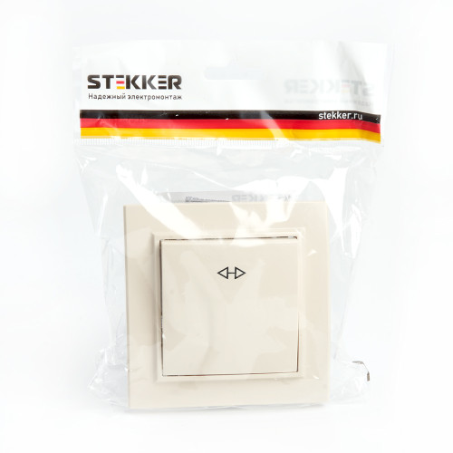 Переключатель перекрестный 1-клавишный STEKKER PSW10-9009-02, 250В, 10А, серия Эрна, слоновая кость Переключатель перекрестный 1-клавишный STEKKER PSW10-9009-02, 250В, 10А, серия Эрна, слоновая кость