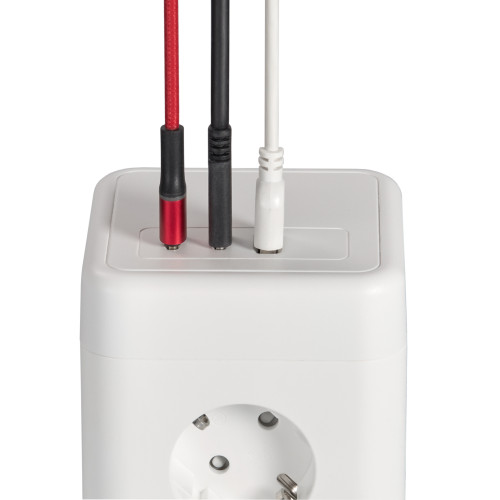Удлинитель У08K 8 мест 2P+PE 1,5м 3х1,0мм2 16А/250В USB A+C 20Вт белый DOMINIC IEK Удлинитель У08K 8 мест 2P+PE 1,5м 3х1,0мм2 16А/250В USB A+C 20Вт белый DOMINIC IEK