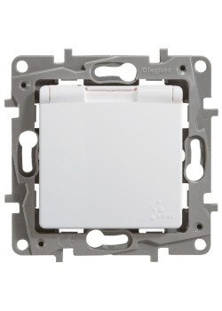 Розетка 1-м СП Etika 16А IP44 250В 2P+E с заземл. защ. шторки с крышкой немецк. стандарт безвинтов. клеммы механизм бел. Leg 672232