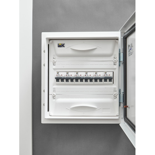 ARMAT Автоматический выключатель M10N 2P C 6А IEK ARMAT Автоматический выключатель M10N 2P C 6А IEK