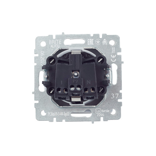 BRITE Розетка 1-местная с заземлением с защитными шторками и крышкой 16А IP44 РСбш10-3-44-БрШ шампань IEK BRITE Розетка 1-местная с заземлением с защитными шторками и крышкой 16А IP44 РСбш10-3-44-БрШ шампань IEK