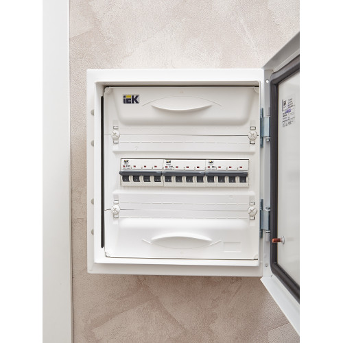 ARMAT Автоматический выключатель M06N 4P C 50А IEK