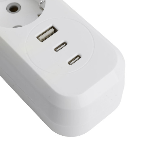 Удлинитель 4-местный с/з с выключ. STEKKER HM071-41-05 3x1мм2, 5м, 250В, 16А, 1USB+2C, 2.4A, сер Home, белый Удлинитель 4-местный с/з с выключ. STEKKER HM071-41-05 3x1мм2, 5м, 250В, 16А, 1USB+2C, 2.4A, сер Home, белый
