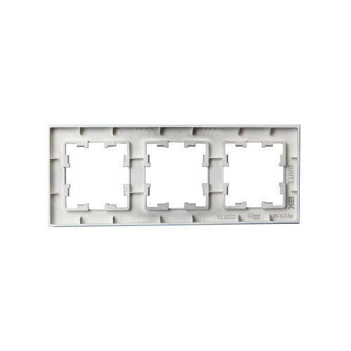 BRITE Рамка 3-местная РУ-3-2-Бр стекло маренго матовый IEK BRITE Рамка 3-местная РУ-3-2-Бр стекло маренго матовый IEK