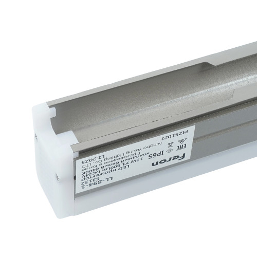 LL-894-1 Светодиодный прожектор Световая линия, 2700K, 975*30*45mm, 12W, DC24V, IP65 LL-894-1 Светодиодный прожектор Световая линия, 2700K, 975*30*45mm, 12W, DC24V, IP65