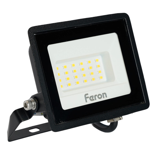 Светодиодный прожектор Feron LL-920 IP65 30W 4000K