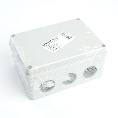 Коробка разветвительная STEKKER EBX10-310-55, 150*110*70мм,10 вводов, IP55, светло-серая (GE41242) Коробка разветвительная STEKKER EBX10-310-55, 150*110*70мм,10 вводов, IP55, светло-серая (GE41242)