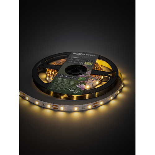 Лента светодиодная SMD2835-60 LED/м-IP20-12 В-4,8 Вт/м-3000 К (5 м) блистер TDM Лента светодиодная SMD2835-60 LED/м-IP20-12 В-4,8 Вт/м-3000 К (5 м) блистер TDM