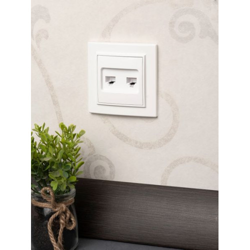 Минск Розетка RJ-45 2-местная СП белая EKF Минск Розетка RJ-45 2-местная СП белая EKF