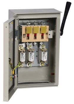Ящик с рубильником и предохранителями ЯРП-100А У1 IP54 IEK