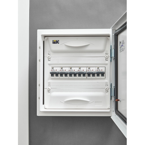 ARMAT Автоматический выключатель M06N 2P C 1А IEK