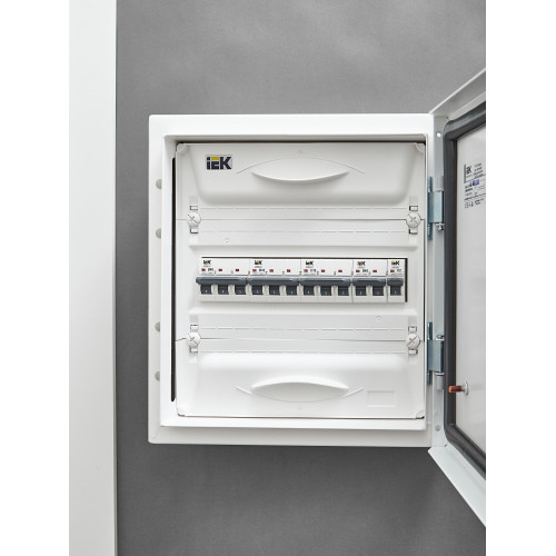ARMAT Автоматический выключатель M06N 3P D 16А IEK