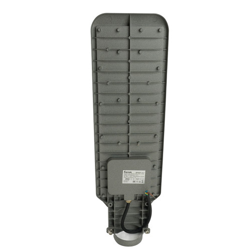Светодиодный уличный консольный светильник Feron SP3022 100W 5000K 230V, серый Светодиодный уличный консольный светильник Feron SP3022 100W 5000K 230V, серый