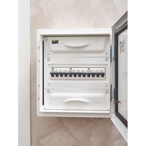 ARMAT Автоматический выключатель M06N 4P C 63А IEK