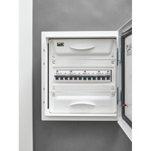 ARMAT Автоматический выключатель M06N 3P D 25А IEK ARMAT Автоматический выключатель M06N 3P D 25А IEK