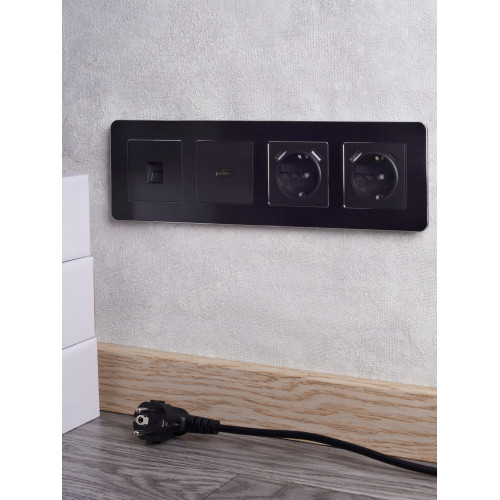 BRITE Розетка HDMI РHDMI-0-БрЧ черный IEK BRITE Розетка HDMI РHDMI-0-БрЧ черный IEK