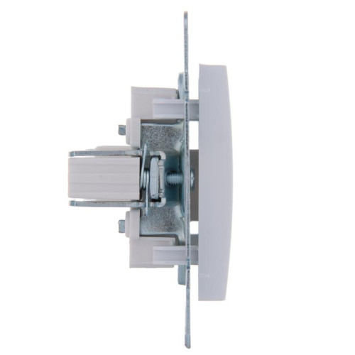 Розетка компьютерная 1-м СП Karina RJ45 механизм бел. LEZARD 707-0288-139 Розетка компьютерная 1-м СП Karina RJ45 механизм бел. LEZARD 707-0288-139