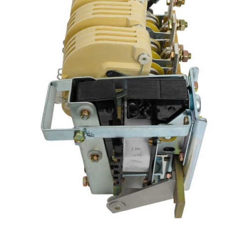 Контактор КТ-6033 250А 3NO+3NC 400В AC EKF Контактор КТ-6033 250А 3NO+3NC 400В AC EKF