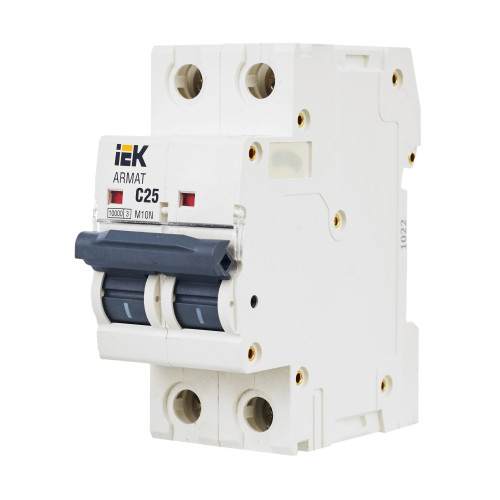 ARMAT Автоматический выключатель M10N 2P C 25А IEK
