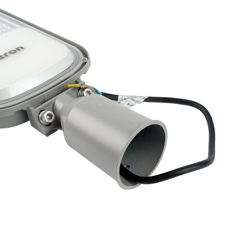 Светодиодный уличный консольный светильник Feron SP3050 100W 5000K 230V, серый Светодиодный уличный консольный светильник Feron SP3050 100W 5000K 230V, серый