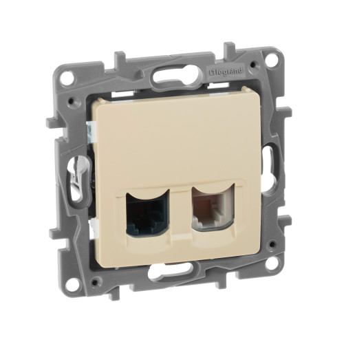 Розетка двойная/ Розетка двойная RJ11+RJ45 кат.5E UTP слоновая кость ETIKA
