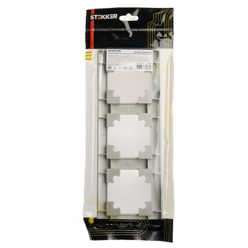 Рамка STEKKER, PFR00-7003-03 3-местная, пластик, серия Катрин, серебро Рамка STEKKER, PFR00-7003-03 3-местная, пластик, серия Катрин, серебро