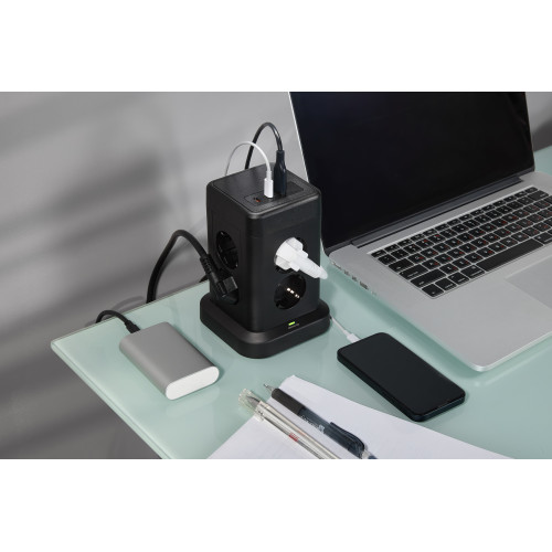 Удлинитель У08K 8 мест 2P+PE 1,5м 3х1,0мм2 16А/250В USB A+C 20Вт черный DOMINIC IEK Удлинитель У08K 8 мест 2P+PE 1,5м 3х1,0мм2 16А/250В USB A+C 20Вт черный DOMINIC IEK