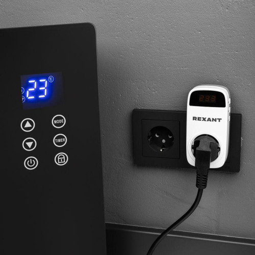 Реле напряжения «вилка-розетка» с дисплеем 16А Rexant 10-6040 Реле напряжения «вилка-розетка» с дисплеем 16А Rexant 10-6040