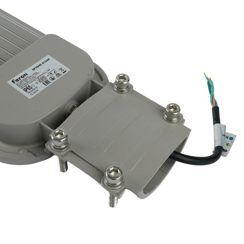 Светодиодный уличный консольный светильник Feron SP3040 80W 5000K 230V, серый Светодиодный уличный консольный светильник Feron SP3040 80W 5000K 230V, серый