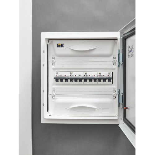 ARMAT Автоматический выключатель M06N 3P B 25А IEK