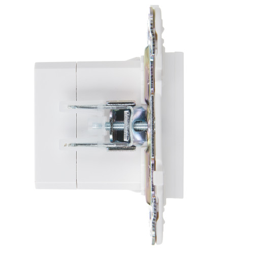 SKANDY Розетка USB A+A 3,1А SK-R15W арктический белый IEK SKANDY Розетка USB A+A 3,1А SK-R15W арктический белый IEK