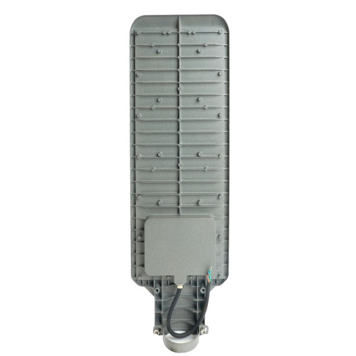 Светодиодный уличный консольный светильник Feron SP3023 120W 5000K 230V, серый Светодиодный уличный консольный светильник Feron SP3023 120W 5000K 230V, серый