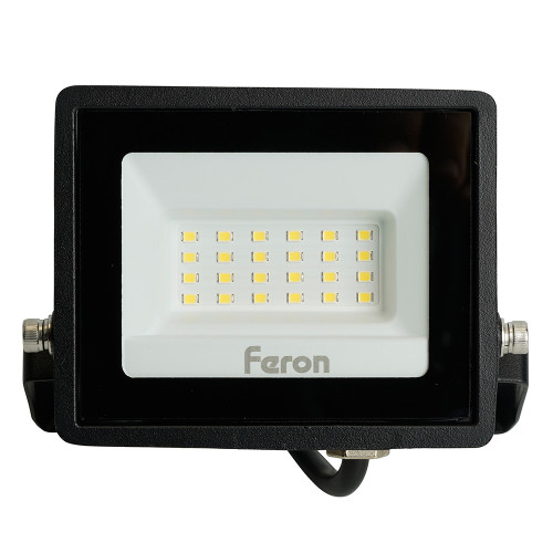Светодиодный прожектор Feron LL-920 IP65 30W 6400K