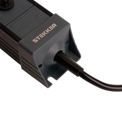 Сетевой фильтр 6-местный с/з STEKKER 3x1мм2, 3 м, 220В, 16А, серия Techno, HM22-61-03, черный Сетевой фильтр 6-местный с/з STEKKER 3x1мм2, 3 м, 220В, 16А, серия Techno, HM22-61-03, черный