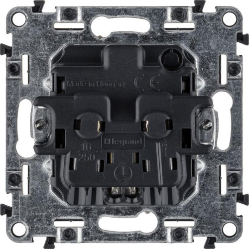 Розетка 1-м СП Valena Allure 16А IP2X 250В 2P+E безвинтов. клеммы с лицев. панелью механизм сл. кость Leg 753821 Розетка 1-м СП Valena Allure 16А IP2X 250В 2P+E безвинтов. клеммы с лицев. панелью механизм сл. кость Leg 753821