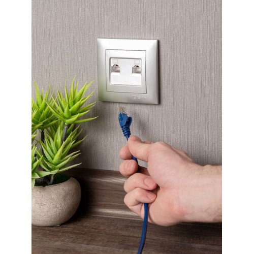 Валенсия лиц. панель розетки RJ-45 2-местная сталь EKF Валенсия лиц. панель розетки RJ-45 2-местная сталь EKF