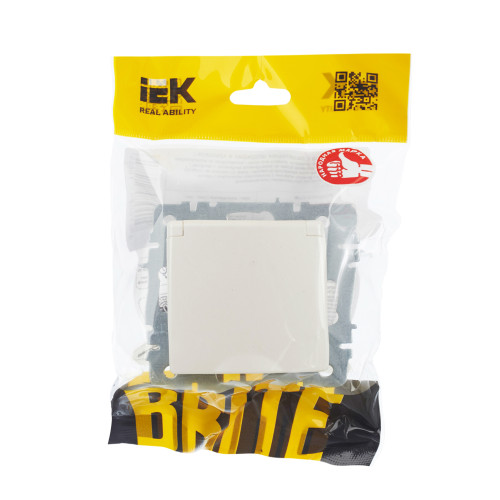 BRITE Розетка 1-местная с заземлением с защитными шторками и крышкой 16А IP20 РСбш10-3-БрЖ жемчуг IEK BRITE Розетка 1-местная с заземлением с защитными шторками и крышкой 16А IP20 РСбш10-3-БрЖ жемчуг IEK
