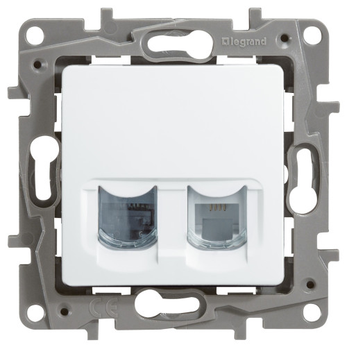 ETIKA Розетка двойная RJ11+RJ45 кат.5E UTP белый ETIKA Розетка двойная RJ11+RJ45 кат.5E UTP белый