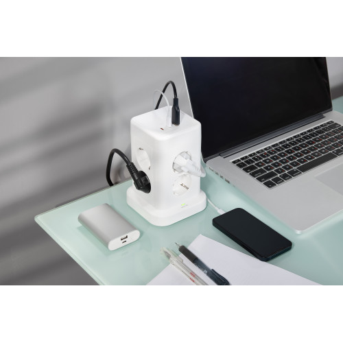 Удлинитель У08K 8 мест 2P+PE 1,5м 3х1,0мм2 16А/250В USB A+C 20Вт белый DOMINIC IEK Удлинитель У08K 8 мест 2P+PE 1,5м 3х1,0мм2 16А/250В USB A+C 20Вт белый DOMINIC IEK