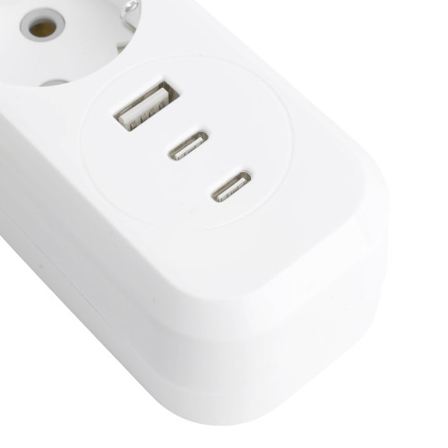 Удлинитель 3-местный с/з с выключ. STEKKER HM071-31-02 3x1мм2, 2м, 250В, 16А, 1USB+2C, 2.4A, сер Home, белый Удлинитель 3-местный с/з с выключ. STEKKER HM071-31-02 3x1мм2, 2м, 250В, 16А, 1USB+2C, 2.4A, сер Home, белый