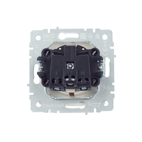 BRITE Розетка 1-местная с заземлением с защитными шторками и крышкой 16А IP20 РСбш10-3-БрЖ жемчуг IEK BRITE Розетка 1-местная с заземлением с защитными шторками и крышкой 16А IP20 РСбш10-3-БрЖ жемчуг IEK