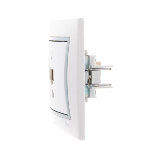 Розетка компьютерная 1-м СП Mira RJ45 бел./сер. LEZARD 701-0215-139 Розетка компьютерная 1-м СП Mira RJ45 бел./сер. LEZARD 701-0215-139