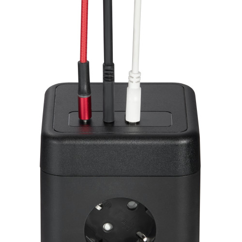 Удлинитель У08K 8 мест 2P+PE 1,5м 3х1,0мм2 16А/250В USB A+C 20Вт черный DOMINIC IEK Удлинитель У08K 8 мест 2P+PE 1,5м 3х1,0мм2 16А/250В USB A+C 20Вт черный DOMINIC IEK