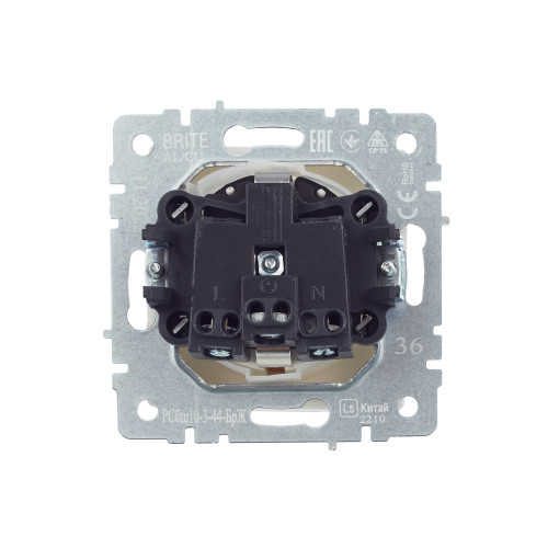 BRITE Розетка 1-местная с заземлением с защитными шторками и крышкой 16А IP44 РСбш10-3-44-БрЖ жемчуг IEK BRITE Розетка 1-местная с заземлением с защитными шторками и крышкой 16А IP44 РСбш10-3-44-БрЖ жемчуг IEK