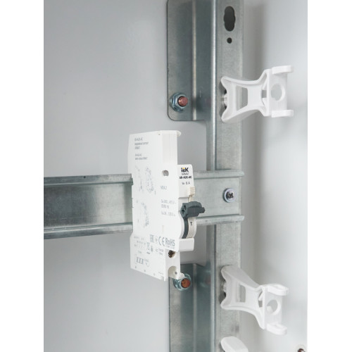ARMAT Аварийный контакт AR-AUX-AC 240...415В IEK ARMAT Аварийный контакт AR-AUX-AC 240...415В IEK