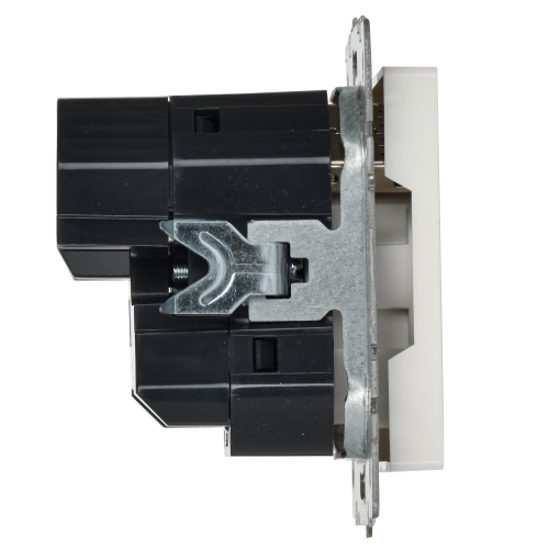 BRITE Розетка 1-местная с заземлением с защитными шторками 16А с USB A+A 5В 2,1А РЮш10-1-БрБ белый IEK BRITE Розетка 1-местная с заземлением с защитными шторками 16А с USB A+A 5В 2,1А РЮш10-1-БрБ белый IEK