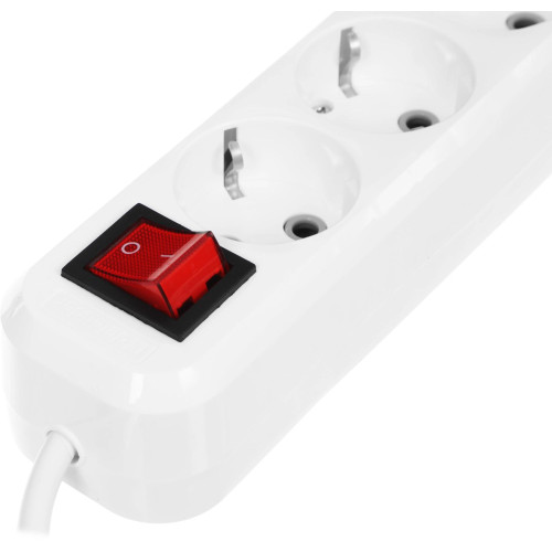 Сетевой удлинитель Defender L340 5м (4 розетки) белый (пакет ПЭ)